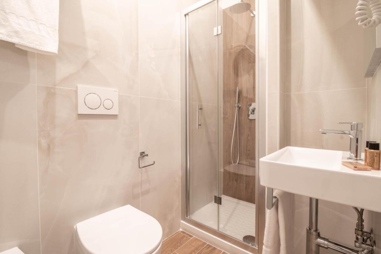 Dany Guest House Рим Екстериор снимка