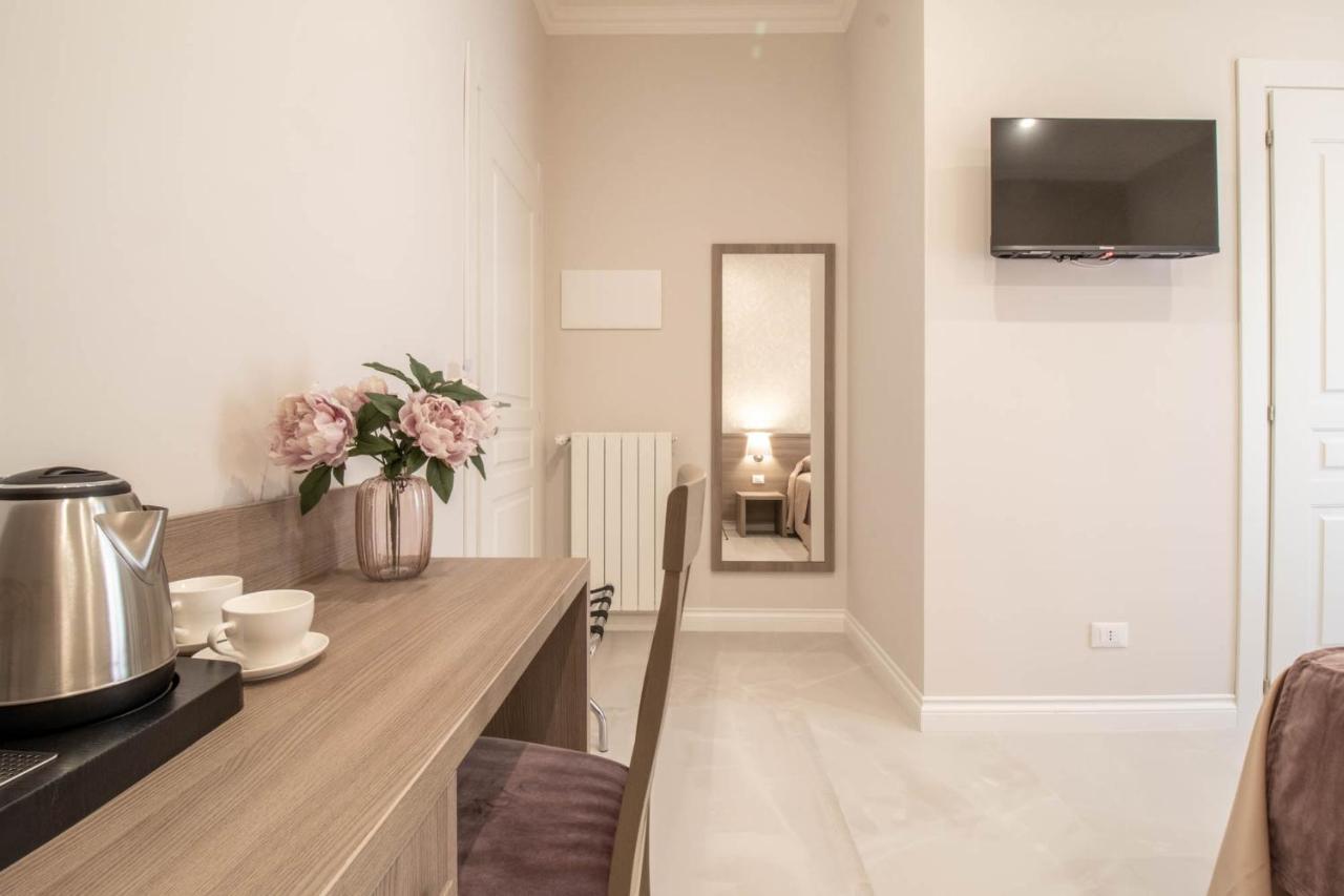 Dany Guest House Рим Екстериор снимка